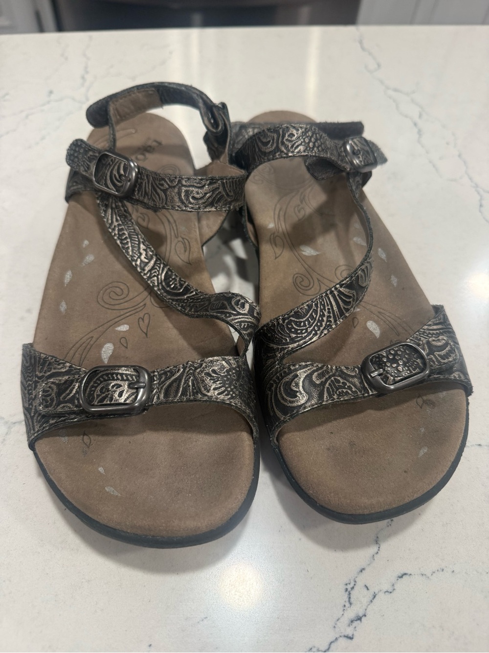 Taos Soft Support Straps Sandals Brown/Black Silver US 11 EU 42